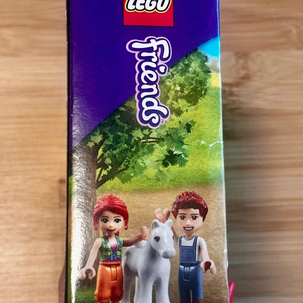 41696 LEGO Friends Pony Washing Stable Set with Minifigures & Horse